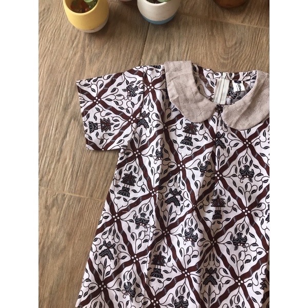 Top Blus Batik Anak Berkerah Putih Cream Unik Mixing Lengan Bagus Cantik Simple Dan Nyaman Dipakai