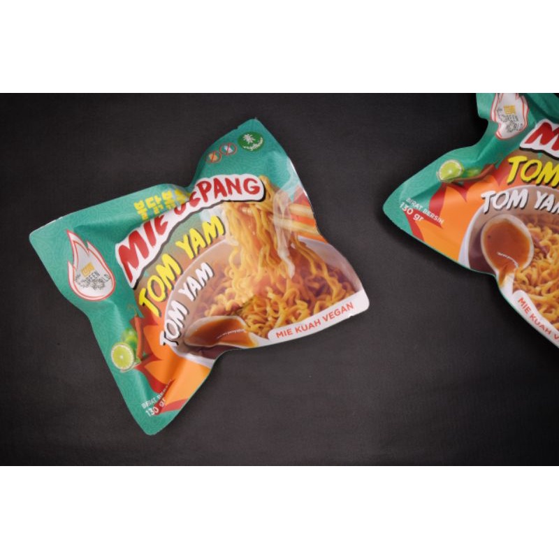 

mie jepang tom yum vegetarian