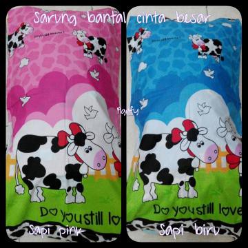 Sarung bantal cinta besar motif sapi Limited