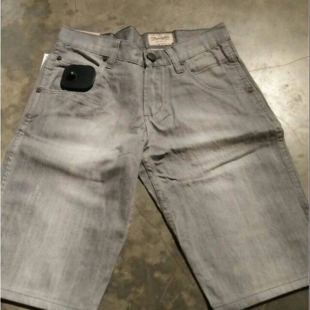 Celana pendek Wrangler original