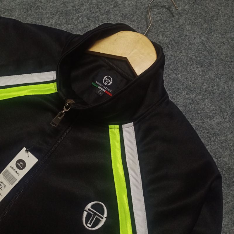 jaket tracktop pria