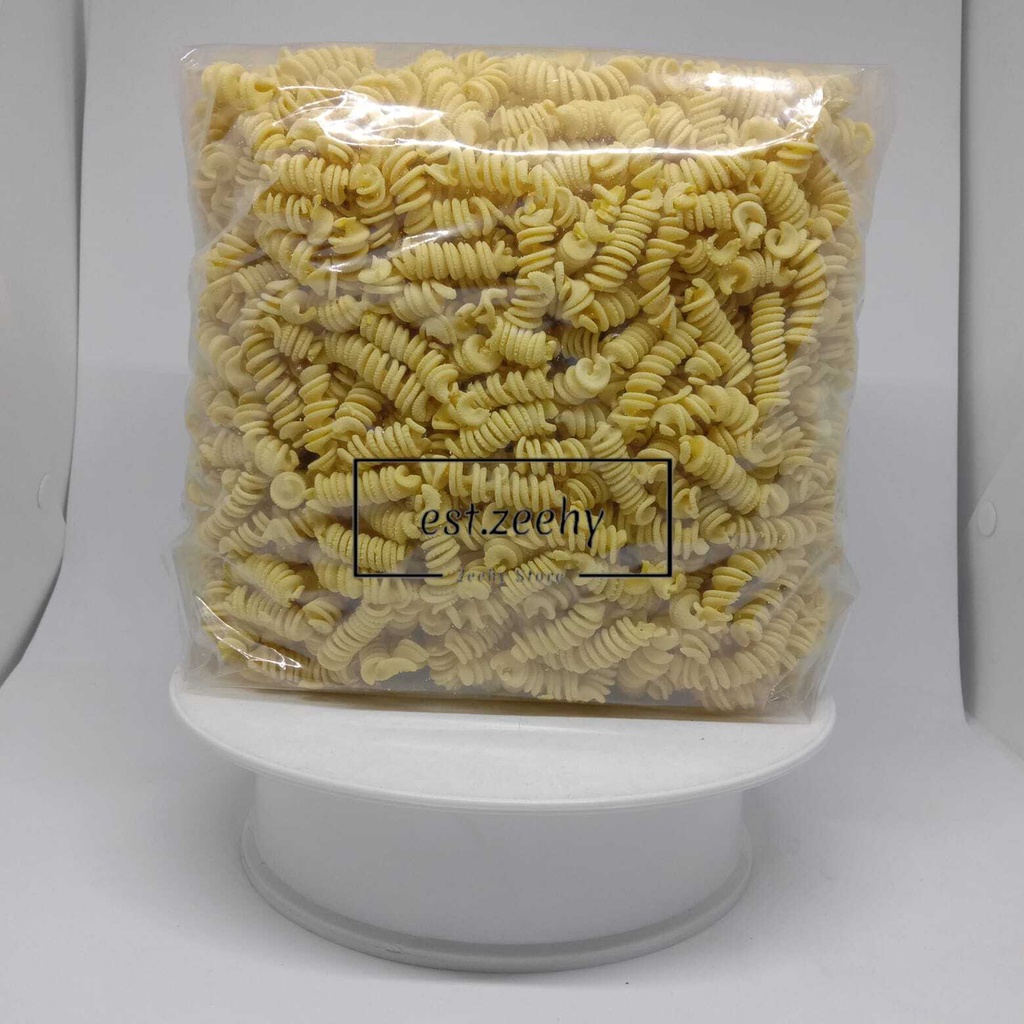 

MAKARONI GORENG SPIRAL KECIL KEMASAN 1 KG (MAKARONI KRIWIL)