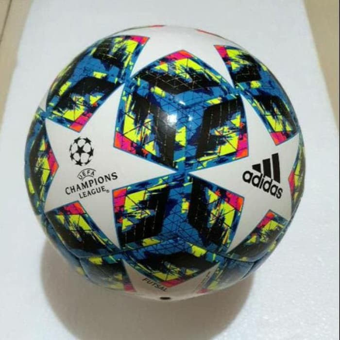 Promo Bola Futsal Jahit Adidas Champions League Original Berkualitas