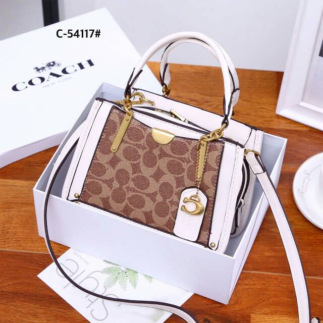 Tas 
Coach Dreamer 21 In Signature Canvas with Box

Seri C-54117#