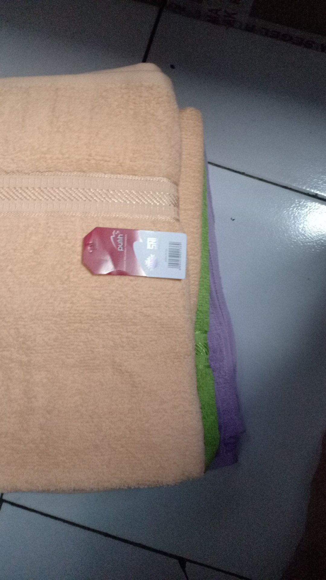 Rc Handuk Mandi Merah Putih Ukuran 70x135cm Paket Isi 4pcs / Handuk Mandi Dewasa Motif Polos