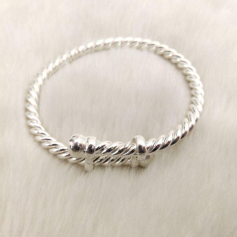 Gelang lilit lapis perak