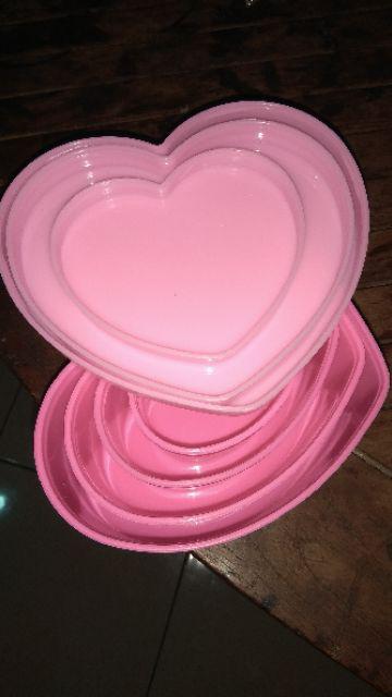 Clean Heart Lunch Box Bentuk Hati