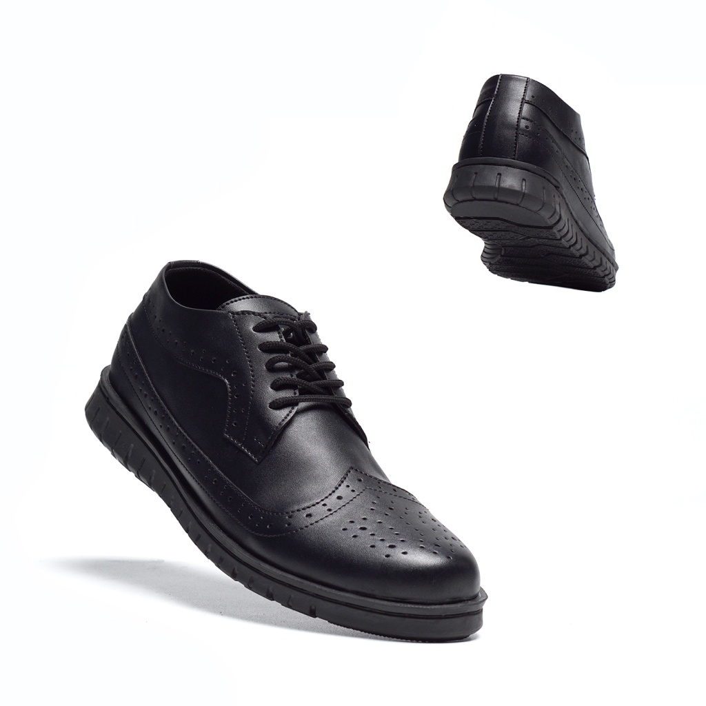 ZEUS BLACK ORIGINAL x JYF Sepatu Formal Full Hitam Tali Pria Pantofel Kerja Kantor Dinas Resmi Guru Kantoran Wisuda Kuliah Pesta Undangan Wedding Kondangan Nikah Modern Brogue Derby Casual Wingtip Oxford Semi Kulit Premium Joey Footwear Keren Terbaru Ori