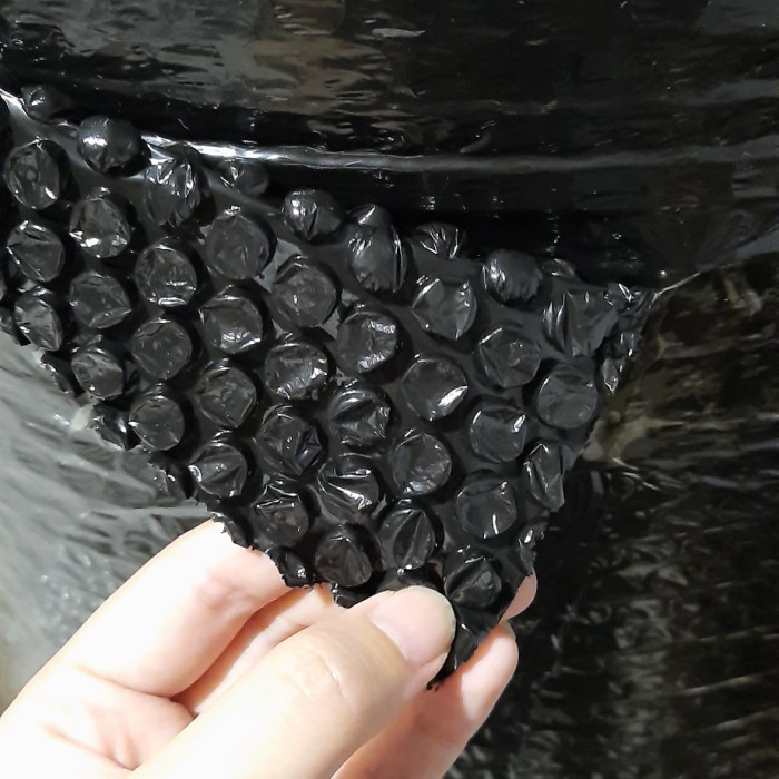 

Ginger- BUBBLE WRAP MURAH KUALITAS BAGUS ROLL UK 125CM X 50M - HITAM - Hitam