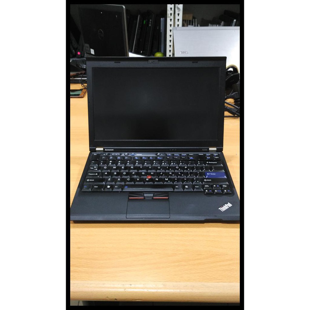 KOMPLIT laptop lenovo x220 core i7 jakarta KOMPLIT