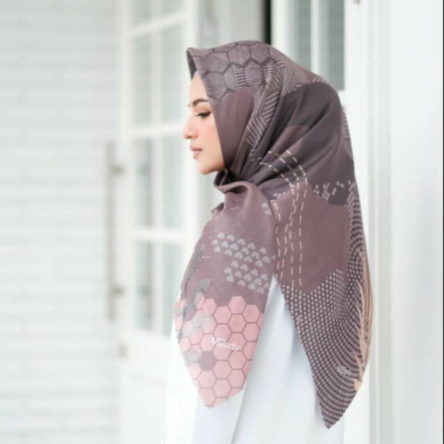 Prilly voal lasercut by MYLADY Hijab sz 115x115