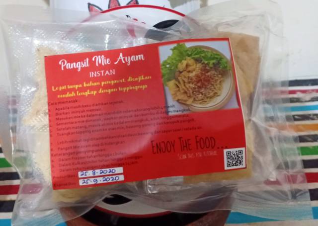 

Pangsit Mie Ayam | Cwie Mie | Bakmi