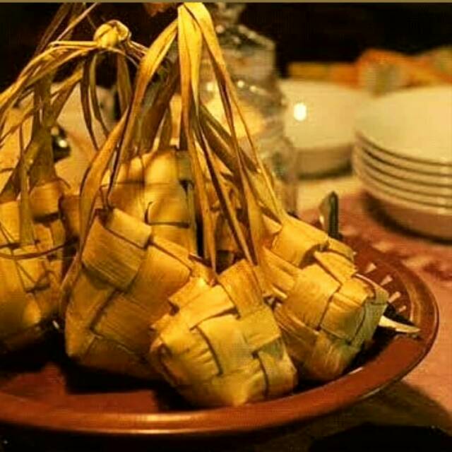 

Ketupat Nasi ( Sedang )