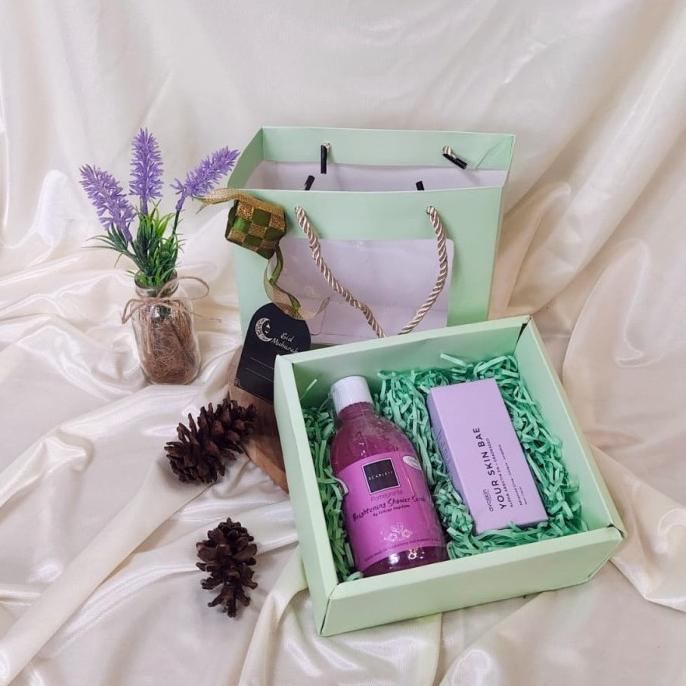 

Hampers ramadhan/lebaran avoskin x scarlett