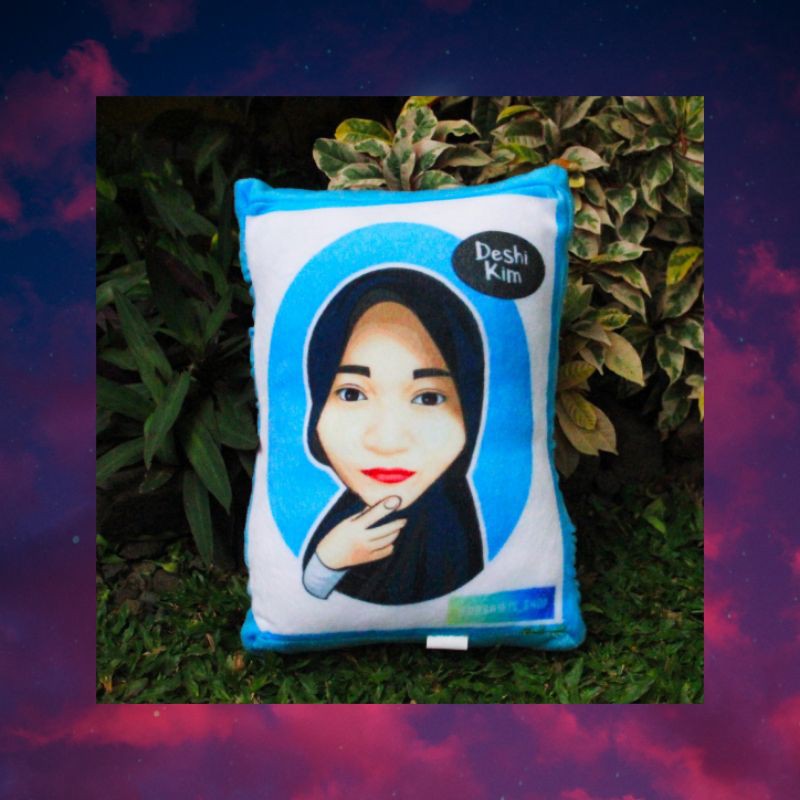 Bantal Custom / Bantal Vektor Wajah / Bantal Karikatur