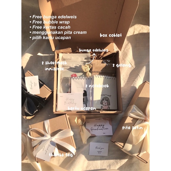 

GIFT BOX CEWEK | HADIAH CEWEK | KADO UNIK CEWEK | KADO CANTIK