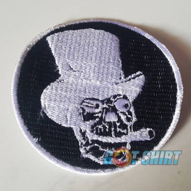 emblem patch bordir tengkorak