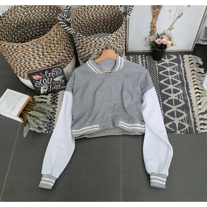 Sweater Wanita Termurah Berkualitas - Cropee BaseBall Jacket