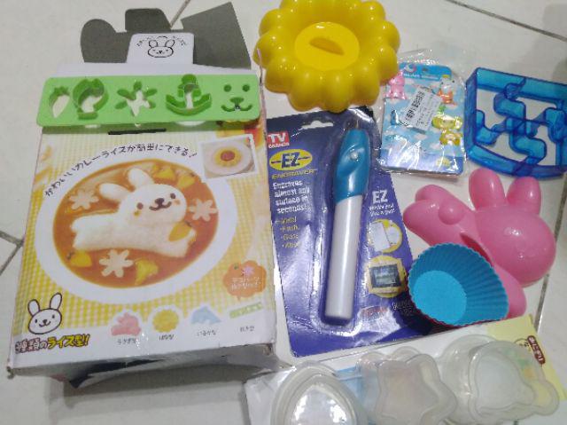 Cetakan Roti Tawar Sandwich Puzzle Dinosaur Butterfly Dolphin Elephant Puppy Love Star Transport