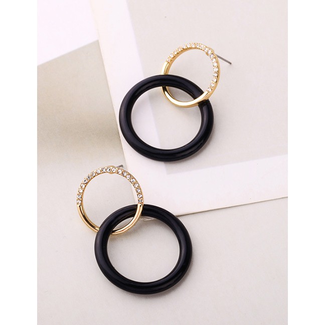 LRC Anting Tusuk Fashion Gold Ring Acrylic Stud Earrings F52108