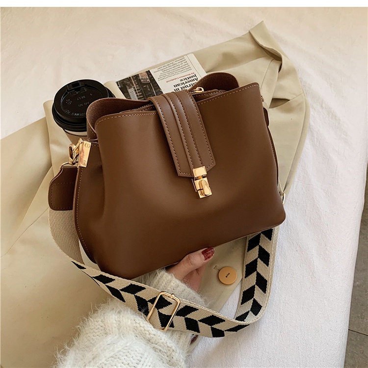 LX_ LX137549 tas SELEMPANG Bucket Cantik wanita import terbaru 1kg bisa 2 tas CR7549 BQ3150 LT1932 GT1893 EL 5486 JT5385