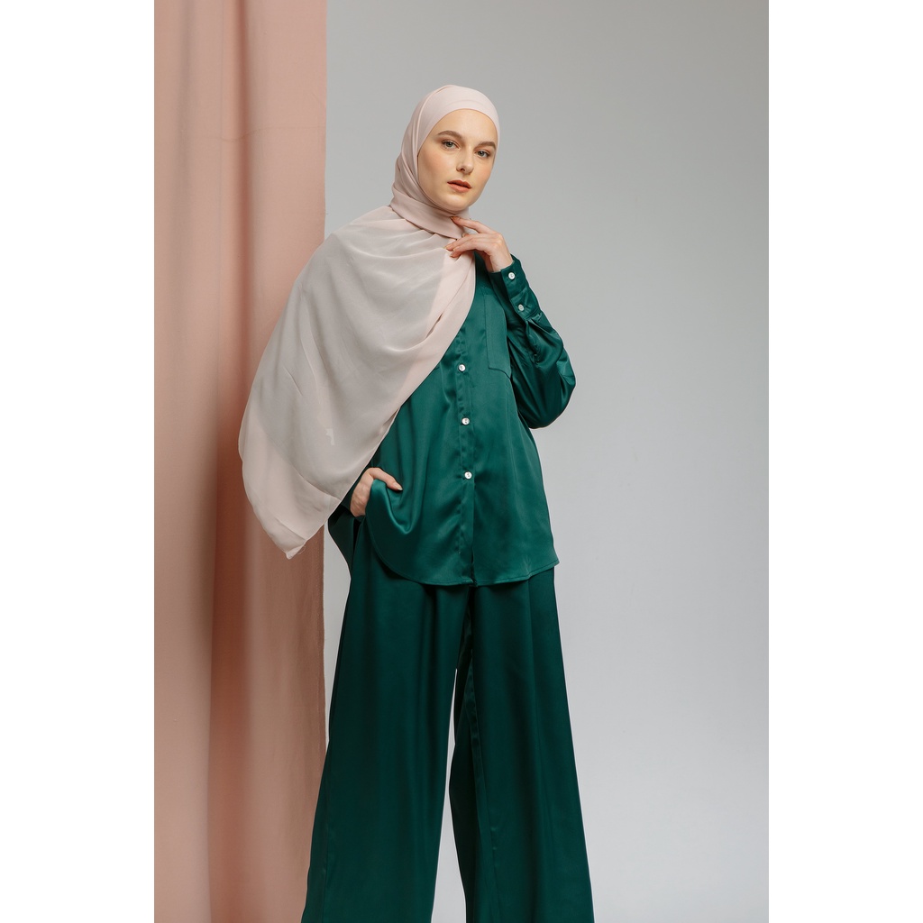 Cottoncut Hailey Set Setelan Wanita