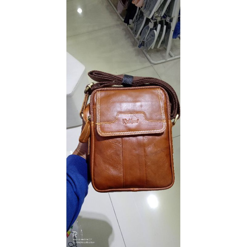Tas selempang kecil cowok Kickers
