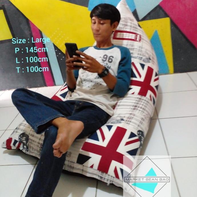 

BEAN BAG TRIANGLE MOTIF LONDON + ISI STYROFOAM / KATUN / SIZE LARGE XCD645DF