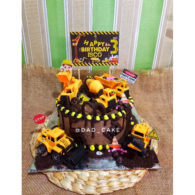 

kue ulang tahun karakter bego Bumblebee