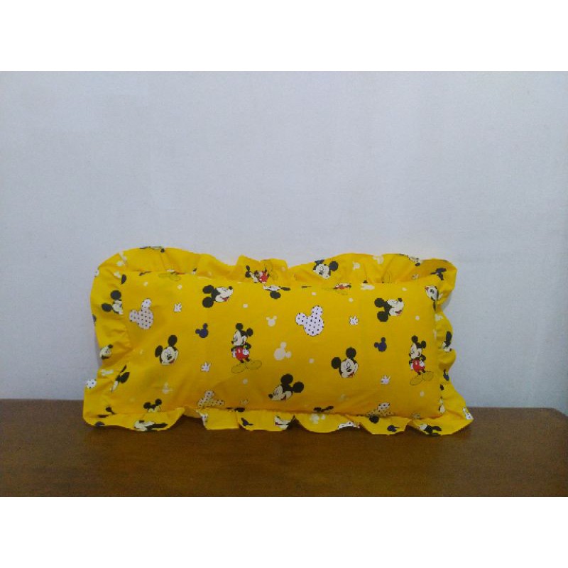 Sarung Bantal Cinta Kecil Sarban Mini Peluk Rumbai 30x60 Kepala Mickey Hore Kuning