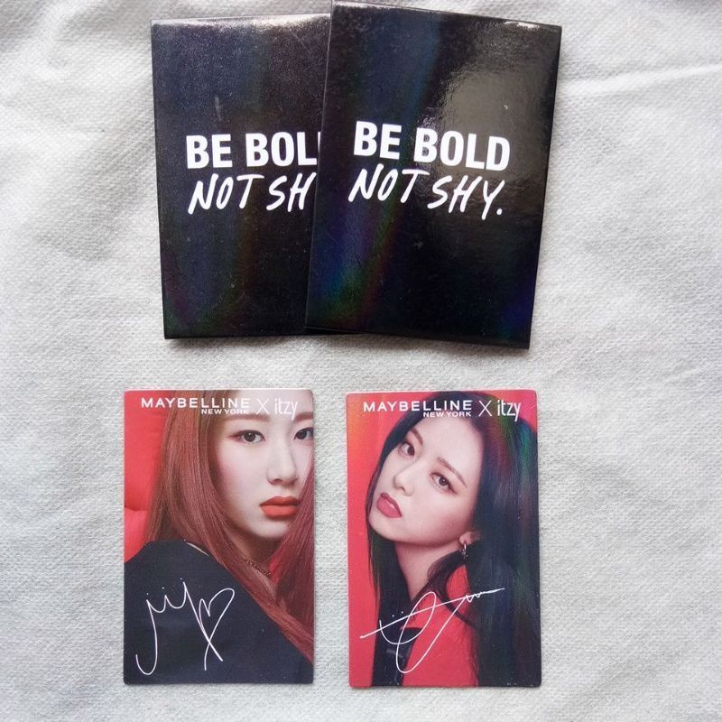 MAYBELLINE X ITZY OFFICIAL PHOTOCARD HOLOGRAM PC : CHAERYEONG, YUNA