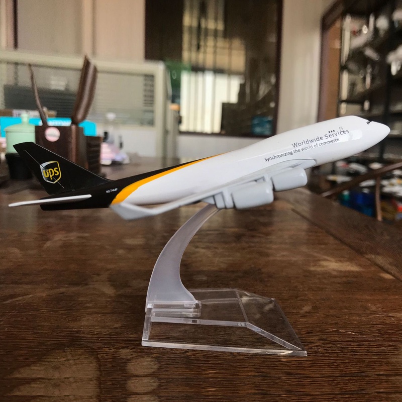 Pesawat Terbang Amerika Boeing777 Delta B747 DHL Fedex Airbus380 Ukuran 16CM