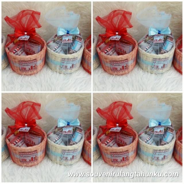 

souvenir rotan bulat isi snack label 3mcm