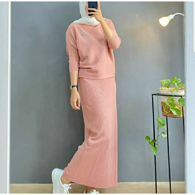 STELAN BATWING+ROK RAJUT PANJANG /ONE SET OUTHER KALONG LASPERAL-TERMURAH/atasan rajut wanita