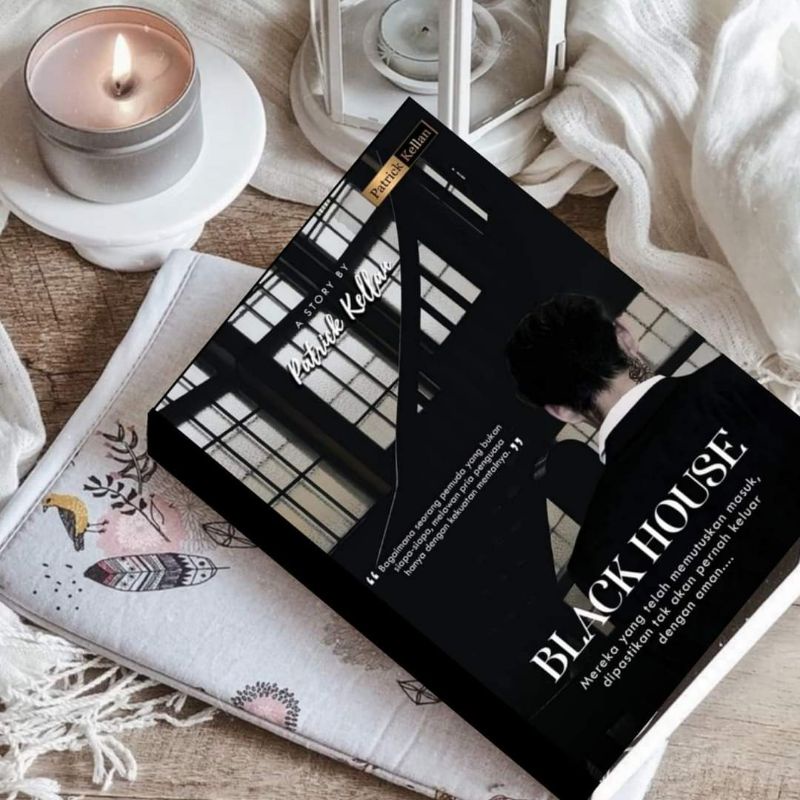Novel BLACK HOUSE Patrick Kellan
