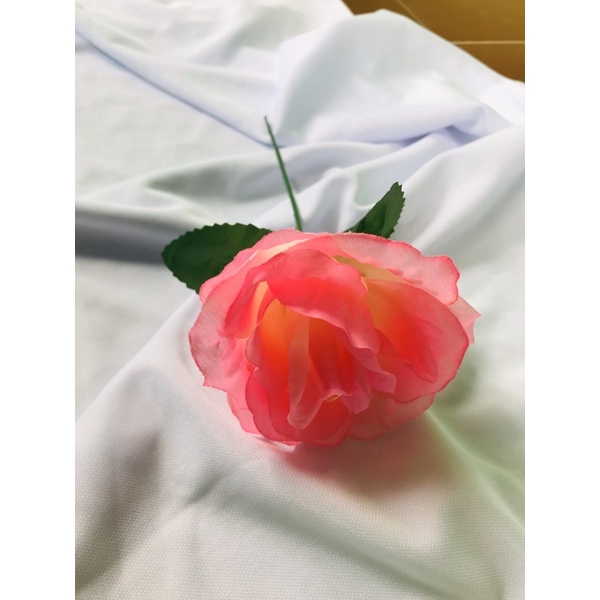 bunga pertangkai/ bunga mawar/ bunga dekorasi/ mawar artificia/ bunga plastik-Pink