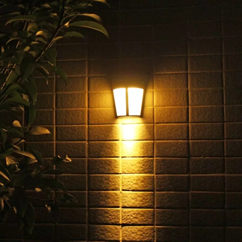 Waterproof Outdoor Garden LED Solar Wall Light/Cool White Warm RGB Changeable/Path Yard Landscape Lighting Energy Saving/Auto ON/OFF