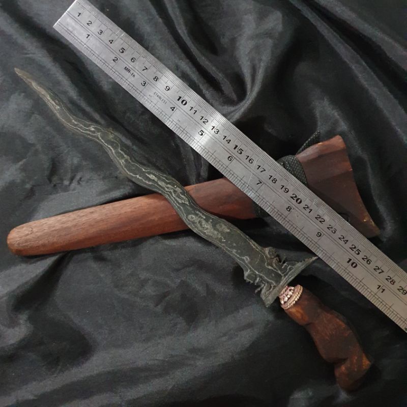Keris Patrem Omyang