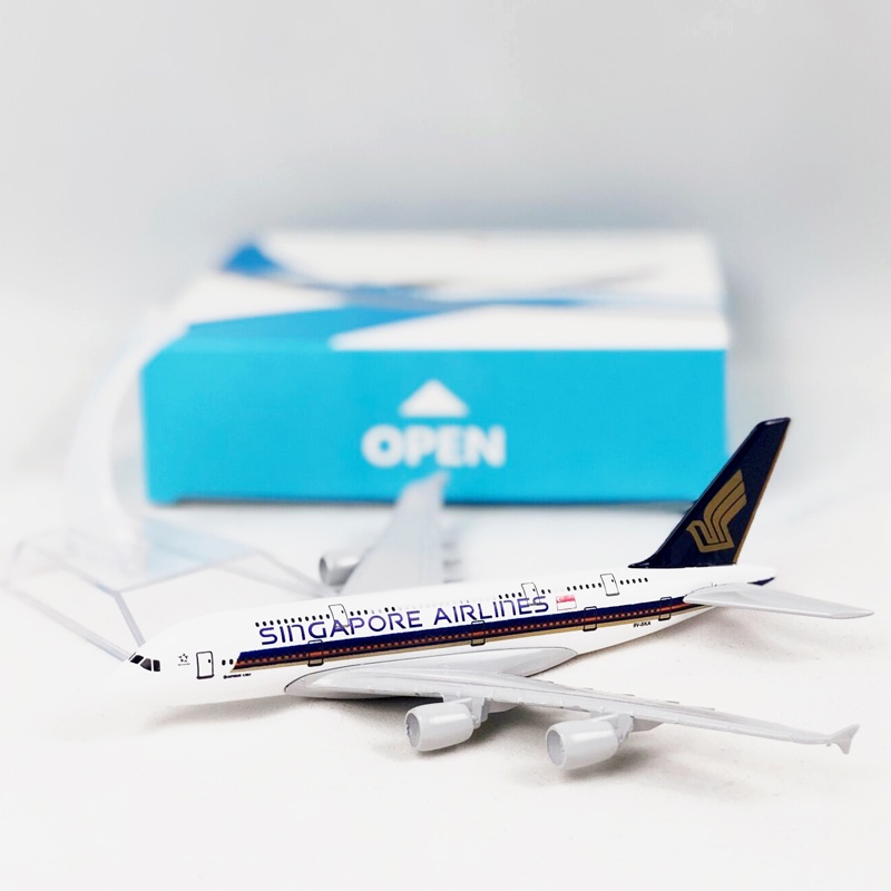 Miniatur Diecast Pesawat Terbang Singapore Airlines A380 380 Bahan Metal Ukuran 16cm