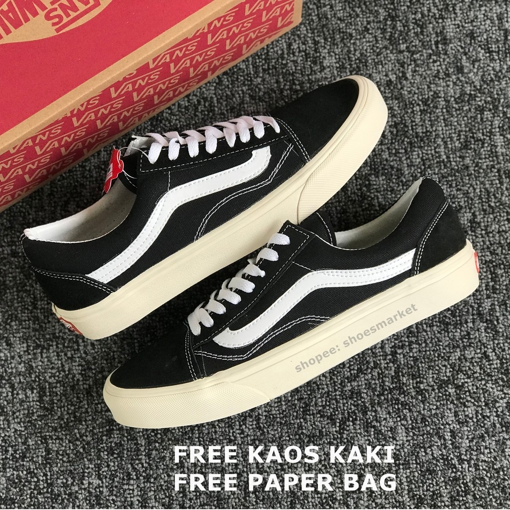 Sepatu Sneakers Pria Wanita Vans Oldskool OG Black White