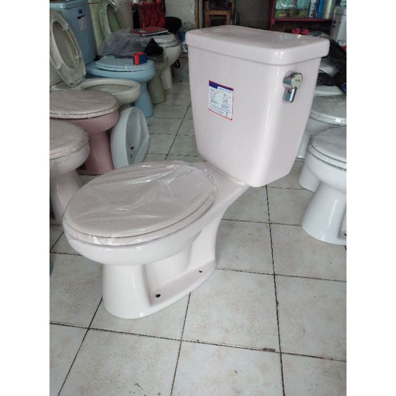 CLOSET DUDUK TOTO ENGKOL SAMPING WARNA WC DUDUK TOTO FRE ONGKIR CIBINONG