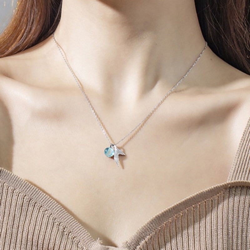 [Ready Stock]Fashion New Aquamarine Stone Man Fish Tail Crystal Pendant Necklace