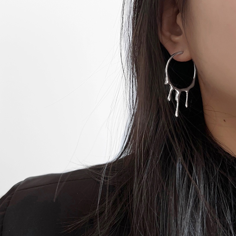 Anting Tusuk Gantung Asimetris Desain Lingkaran + Tetesan Air Gaya Korea Untuk Wanita