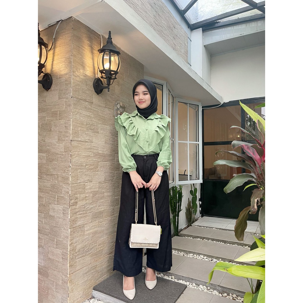 BEFAST - ZFS OOTD Blouse ERIKO / LELANA WRAP BUTTON RUFFLE SHIRT / Blouse Crincle Model Terbaru / Pakaian Cewe Kue Kekinian Remaja / Blouse Casual Wanita / Outfit Wanita Hijab / Blouse Polos Formal / OOTD Remaja ABG Trendy