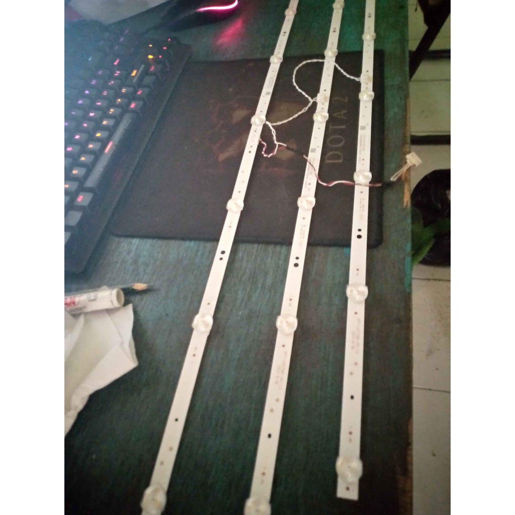 BACKLIGHT BL TV LED COOCAA 40D3A ORIGINAL