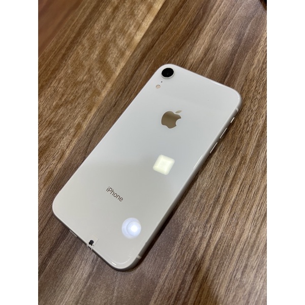 Iphone XR 64GB & 128Gb Ex Inter Smartfren-White