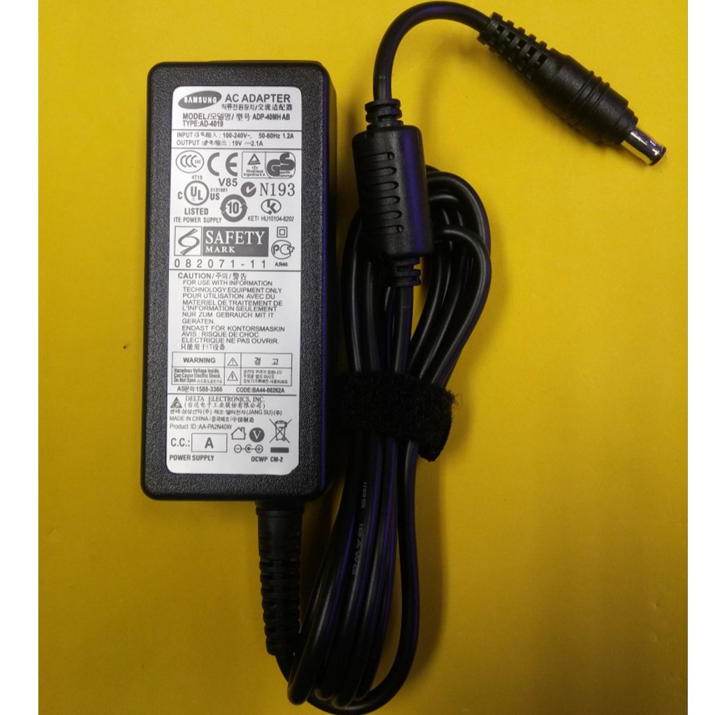 ADAPTOR SAMSUNG 19V 2.1A 40W 5.5*3.0MM SENS890 N110-12PBK SM6 ORIGINAL