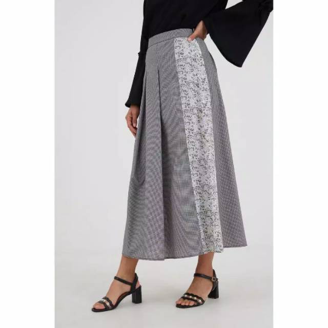 Hijabenka skirt