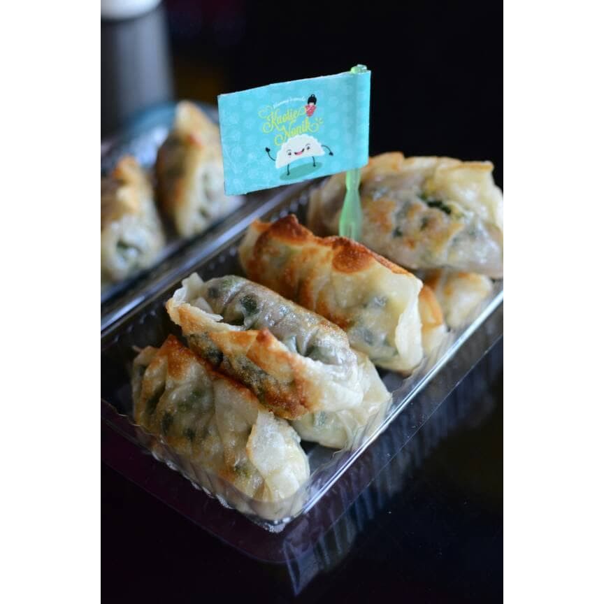 

Kuotie Nonik Ayam/Babi Udang 12 atau 15pcs(Frozen atau Matang Gyoza/mandu/swekiaw) - Ayam Udang