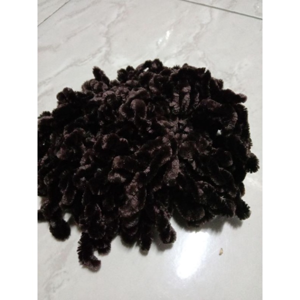 Ikat rambut ubur ubur